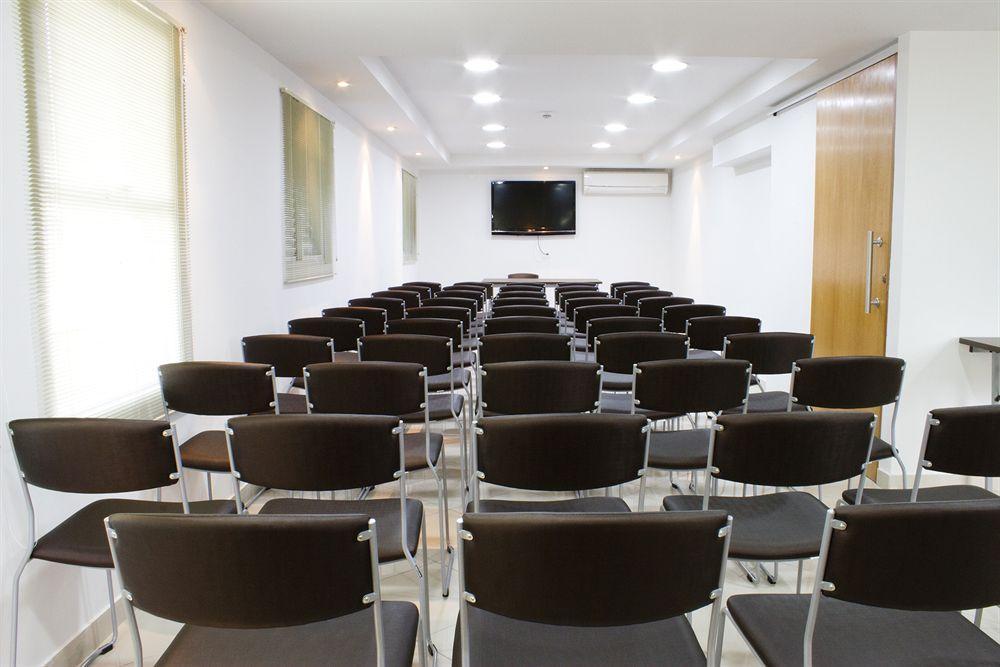 Palais 3*